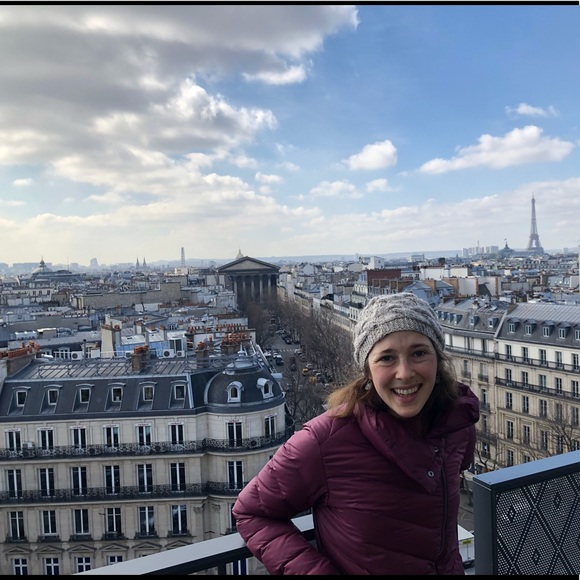 Meet your Posher, Rebecca - Picture 2 of 5